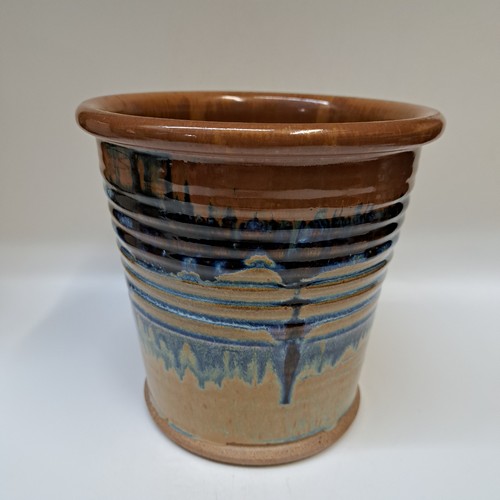 #251247 Utensil Caddy Blue/Brown $22 at Hunter Wolff Gallery